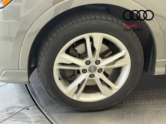 Used 2020 Audi Q3 2.0T Premium w/ Convenience Package AWD/4WD image 5