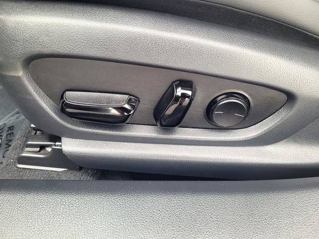 Used 2022 Lexus ES 250 w/ Accessory Package 2 AWD/4WD image 11
