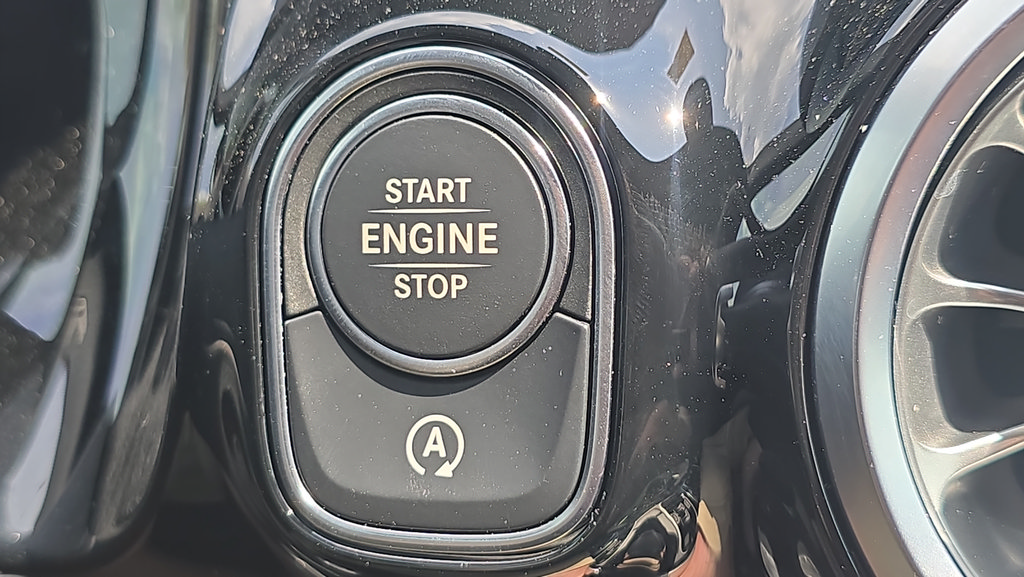 Used 2024 Mercedes-Benz GLA 35 AMG 4MATIC image 30