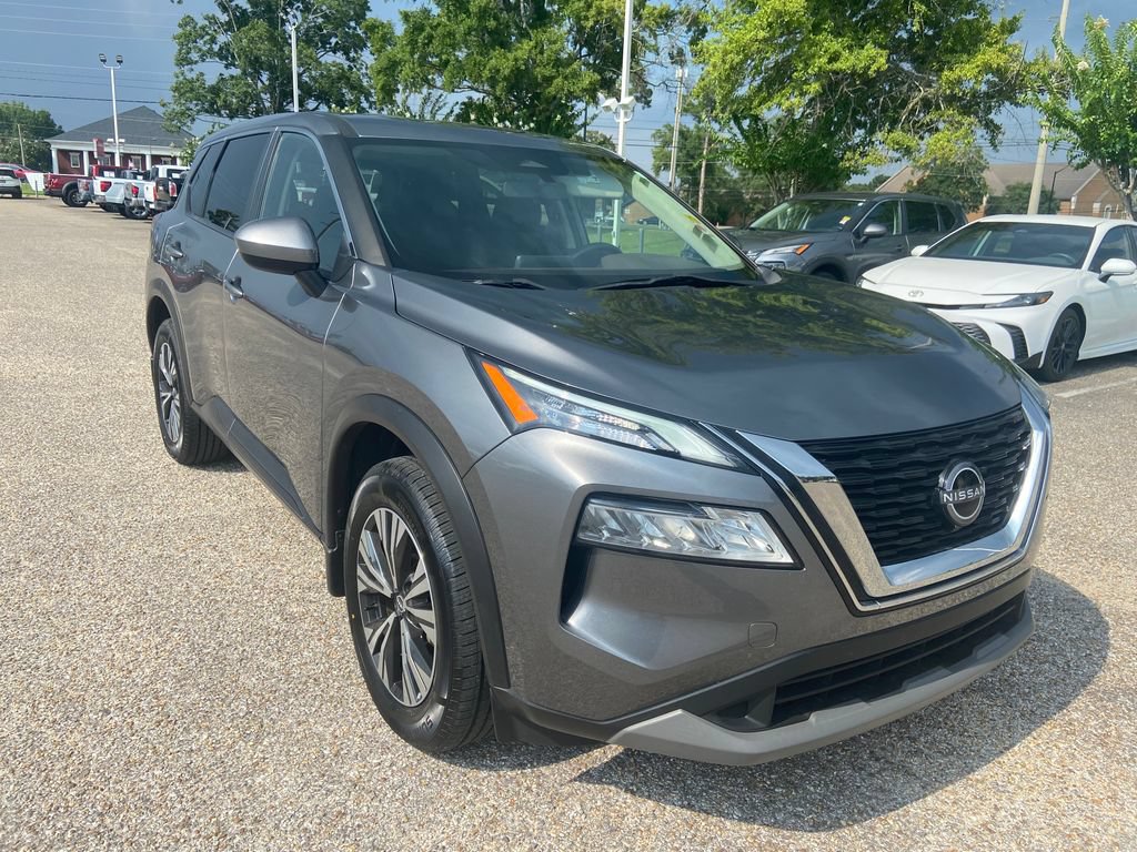 Used 2023 Nissan Rogue SV