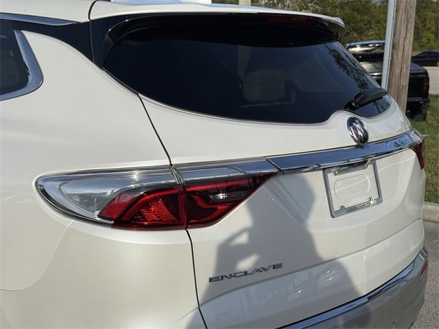 Used 2022 Buick Enclave Premium w/ Experience Buick Package image 10