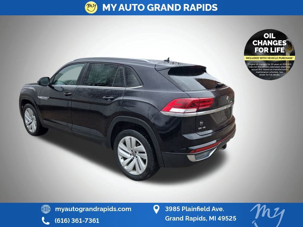 Used 2022 Volkswagen Atlas Cross Sport SE image 50