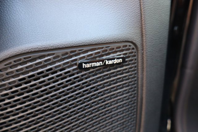 New 2026 Chrysler Pacifica Pinnacle w/ Trailer Tow Group image 11