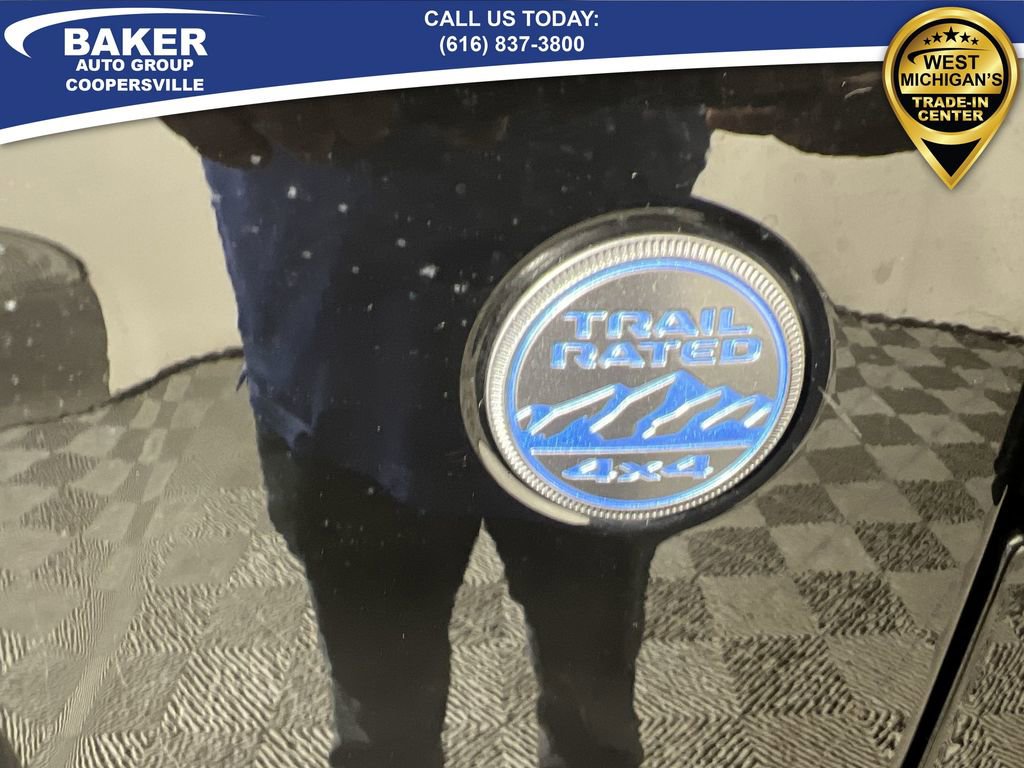 Used 2024 Jeep Wrangler Unlimited w/ Convenience Group image 31