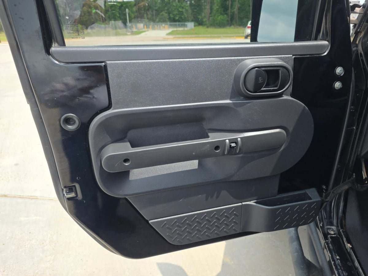 Used 2008 Jeep Wrangler X AWD/4WD image 48