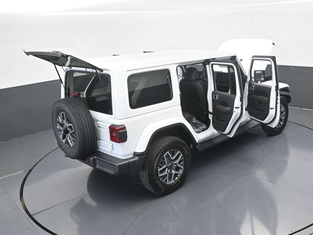 Used 2025 Jeep Wrangler Unlimited Sahara AWD/4WD image 66