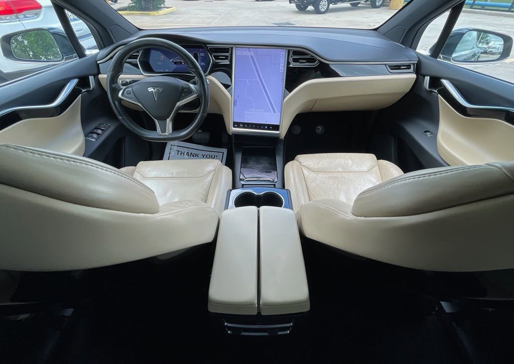 Used 2016 Tesla Model X 75D AWD/4WD image 30