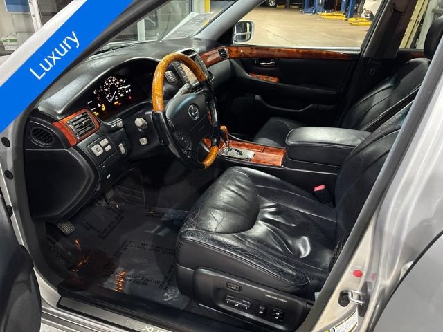 Used 2005 Lexus LS 430 RWD image 10