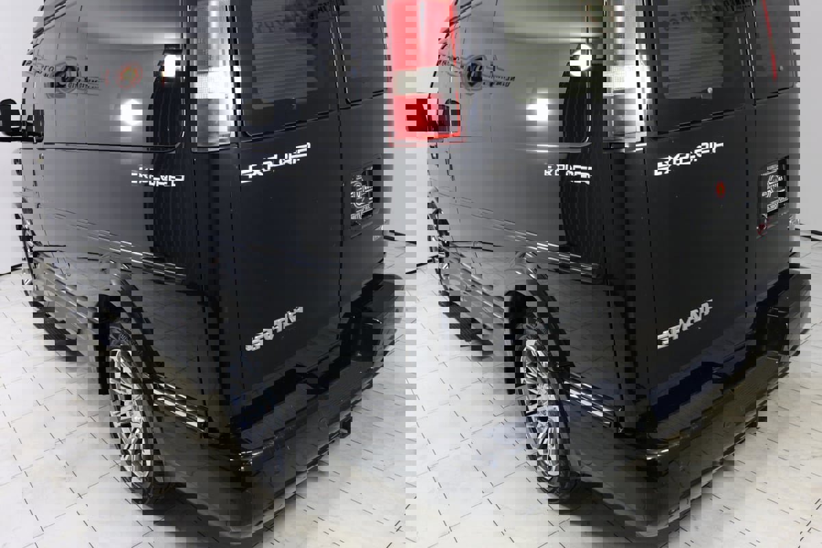 Used 2016 GMC Savana 2500 image 42