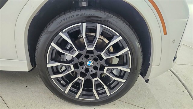 Used 2024 BMW X6 xDrive40i w/ Premium Package image 62