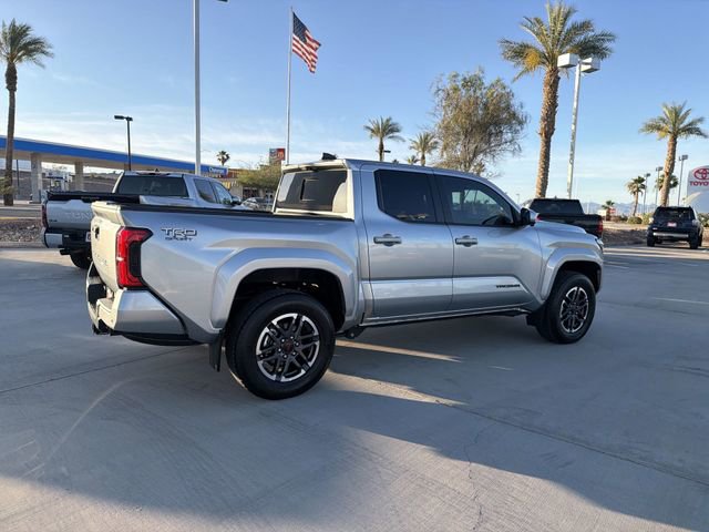 Certified 2024 Toyota Tacoma TRD Sport w/ TRD Sport Premium Package AWD/4WD image 4