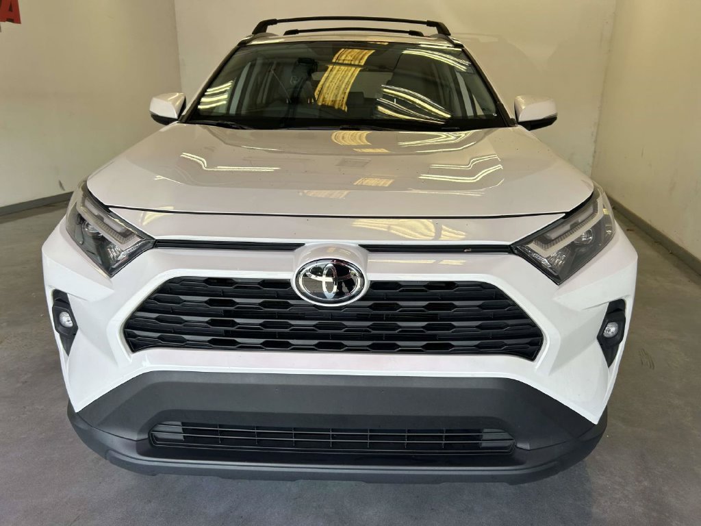 Used 2024 Toyota RAV4 XLE Premium FWD image 7