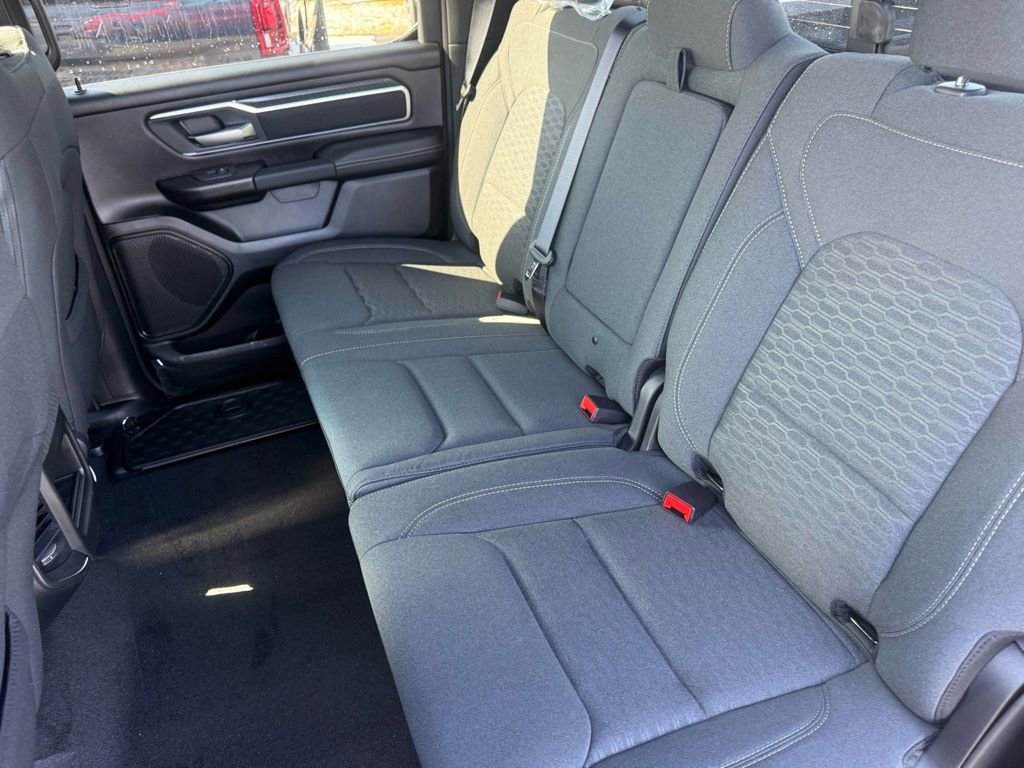 New 2026 RAM 1500 4x4 Crew Cab image 37