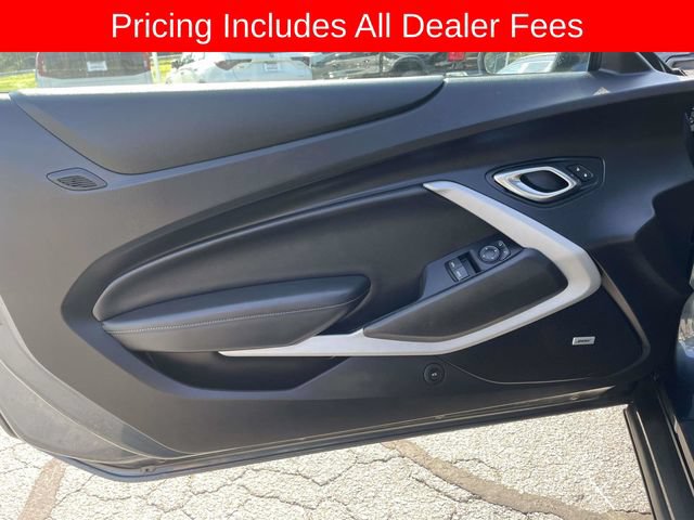 Used 2021 Chevrolet Camaro LT w/ Technology Package RWD image 19