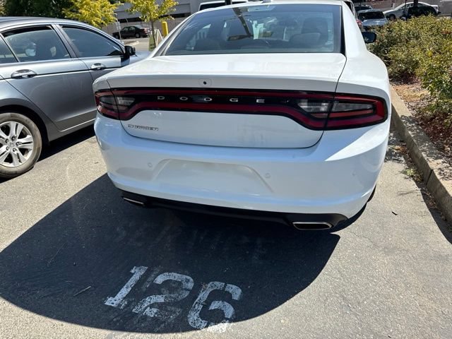 Used 2023 Dodge Charger SXT RWD image 3