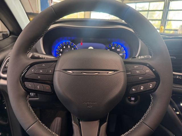 New 2027 Chrysler Pacifica Limited FWD image 19