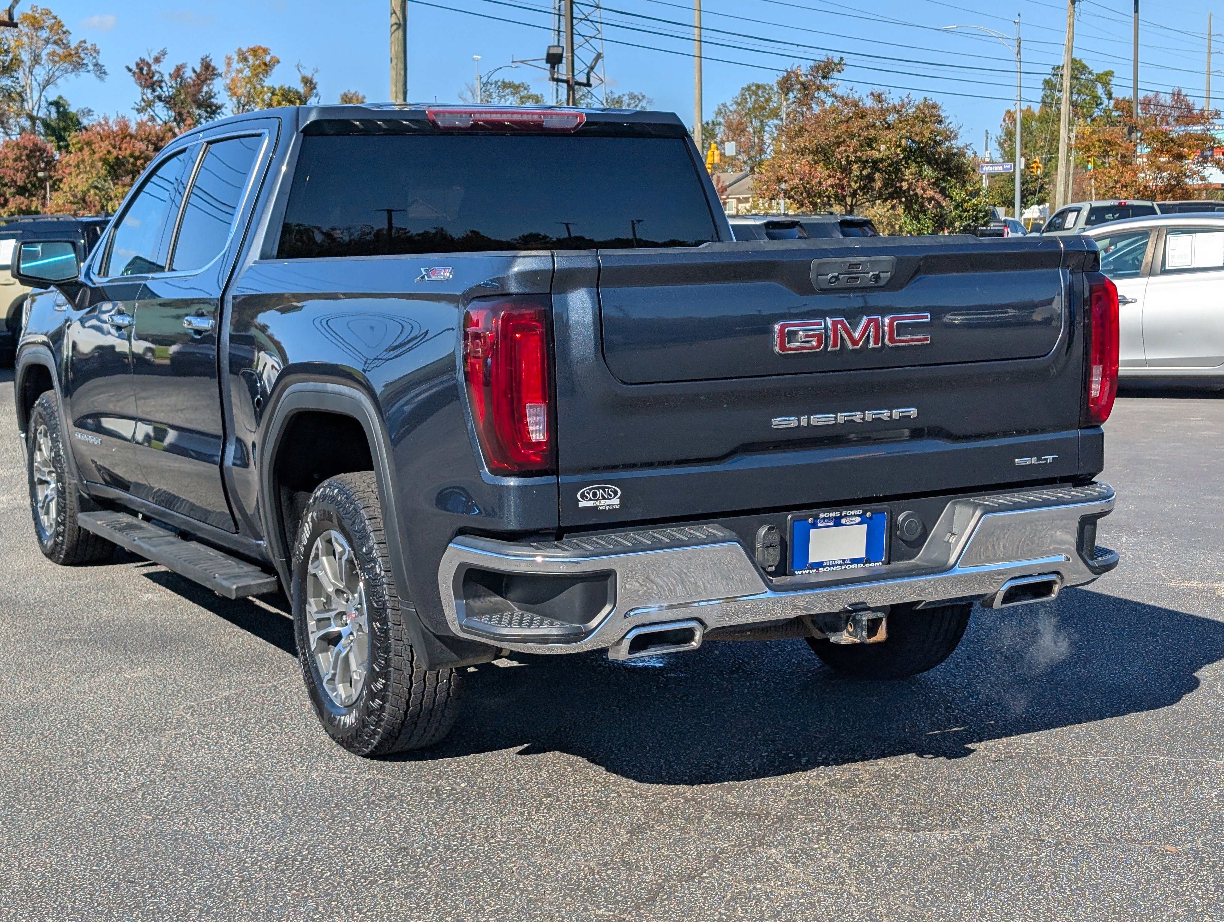 Used 2021 GMC Sierra 1500 SLT w/ X31 Off-Road Package image 13