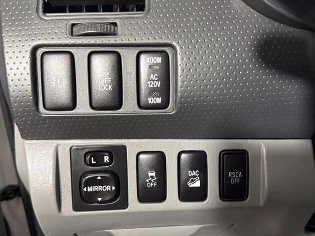 Used 2015 Toyota Tacoma 4x4 Double Cab w/ TRD Off-Road Package image 19