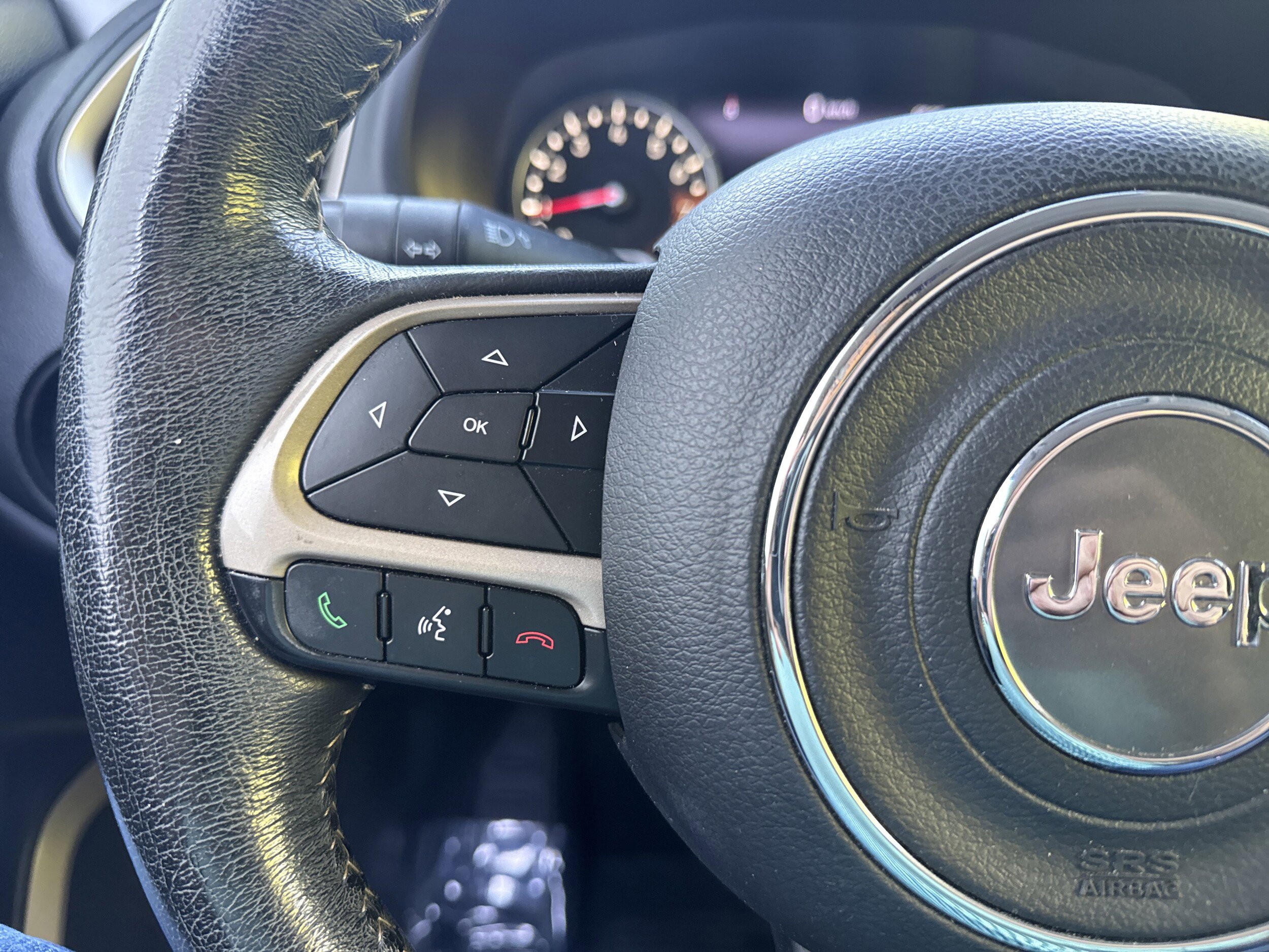 Used 2016 Jeep Renegade Limited AWD/4WD image 20