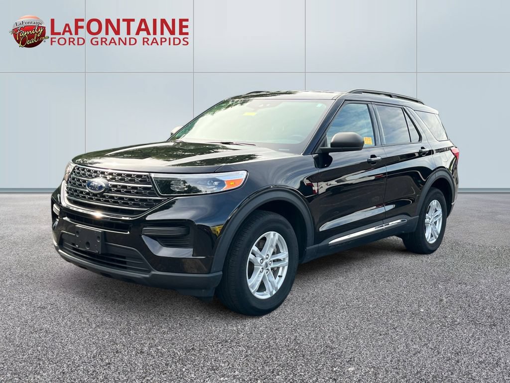 Certified 2023 Ford Explorer XLT AWD/4WD image 1