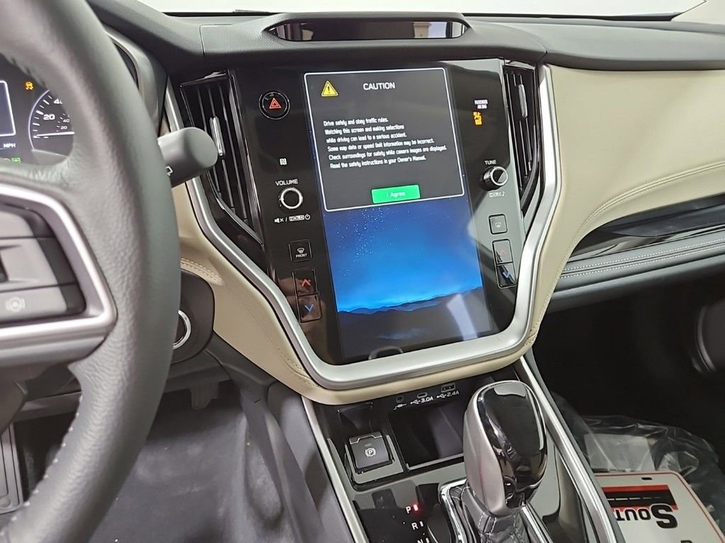 Used 2025 Subaru Outback Limited image 19