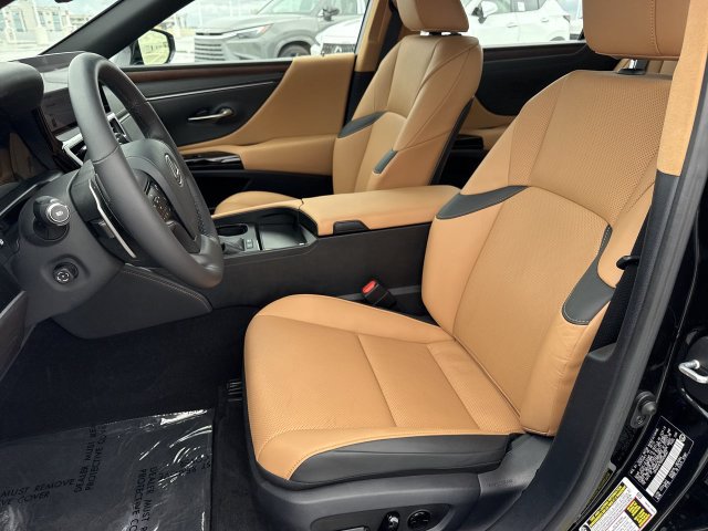 Certified 2024 Lexus ES 300h w/ Premium Package FWD image 11