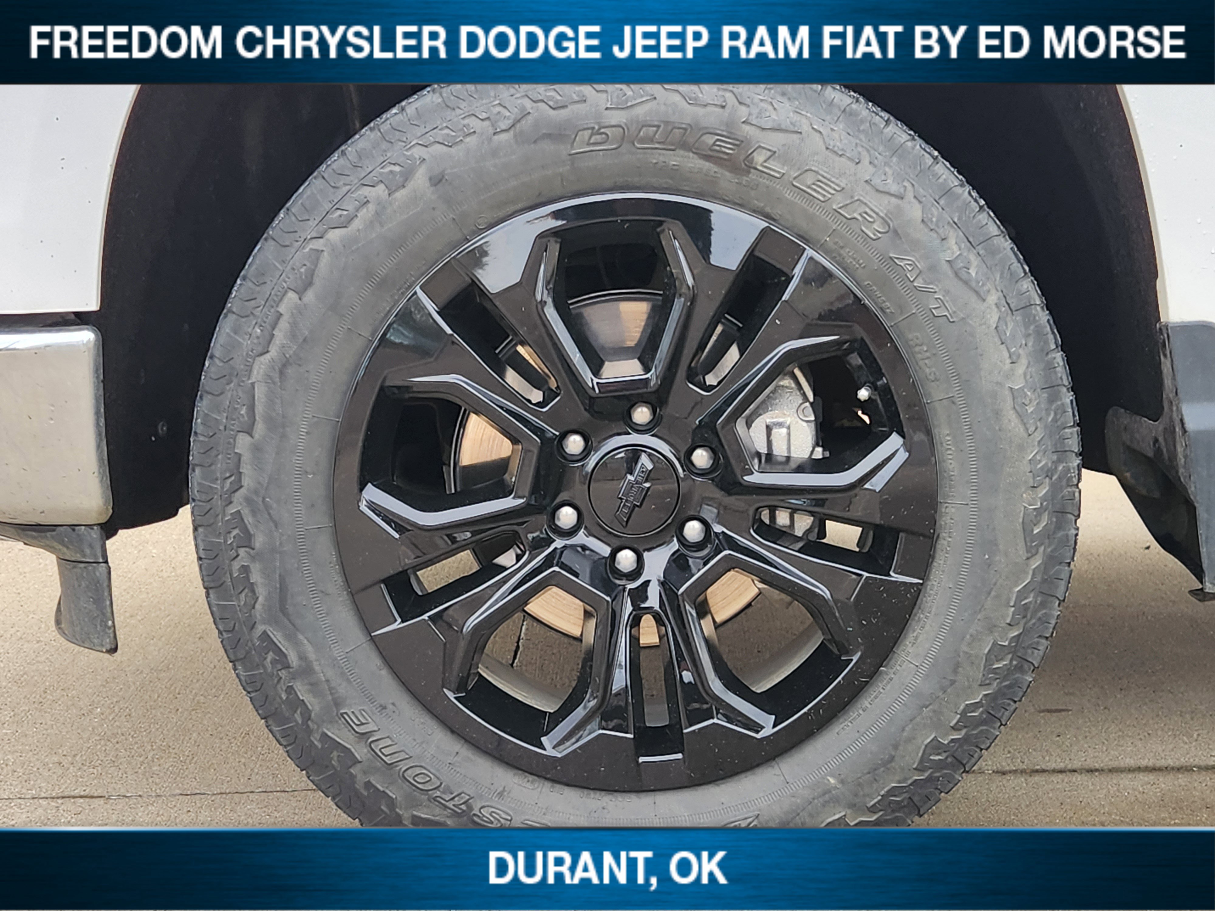 Used 2023 Chevrolet Silverado 1500 LTZ w/ Z71 Off-Road Package image 8