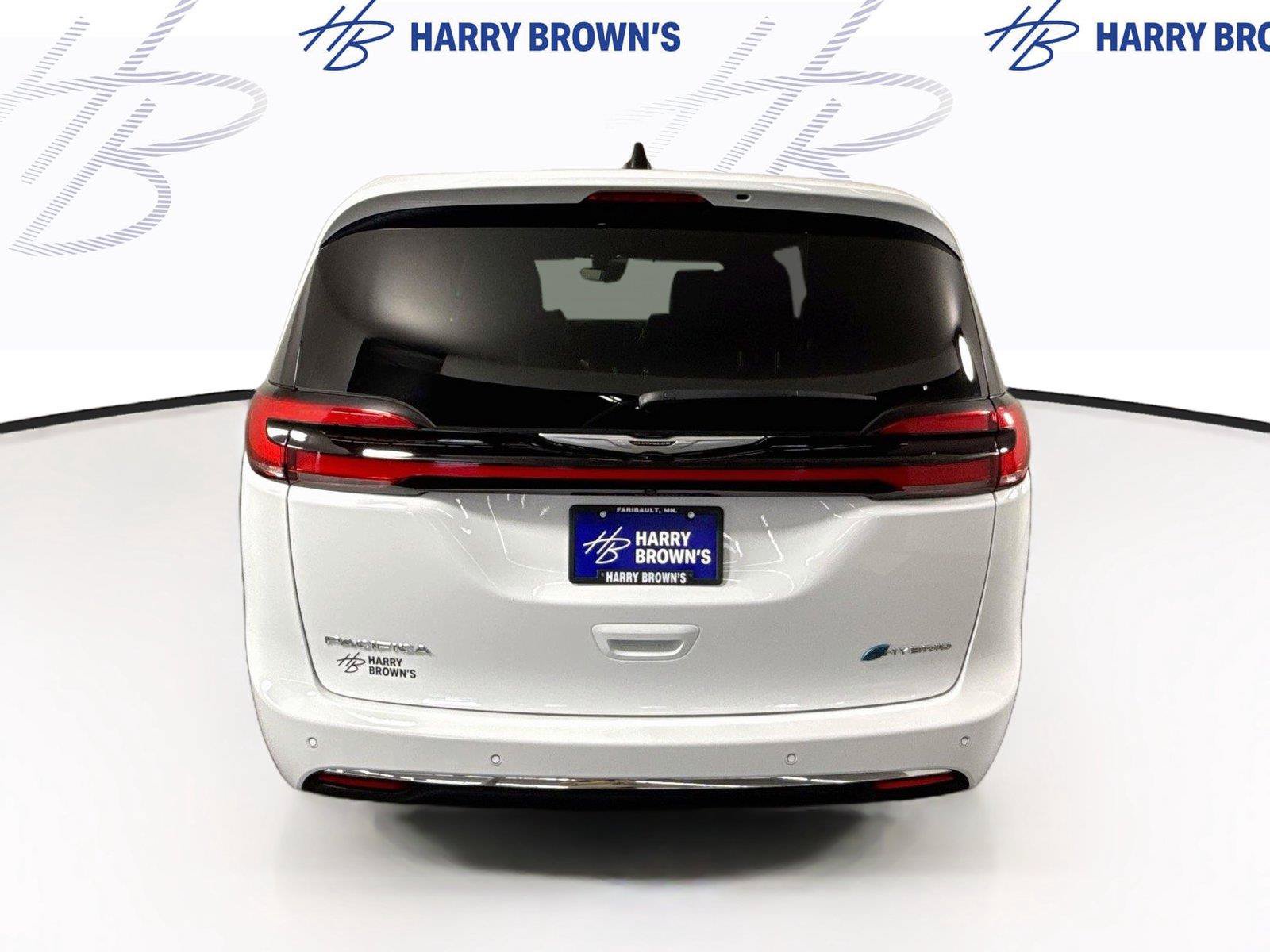 Used 2025 Chrysler Pacifica Select FWD image 30