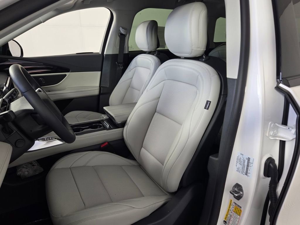 New 2026 Lincoln Nautilus Premier w/ Equipment Group 102A image 7