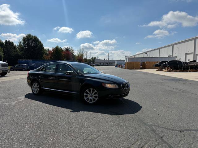 Used 2011 Volvo S80 3.2 w/ Climate Pkg image 2