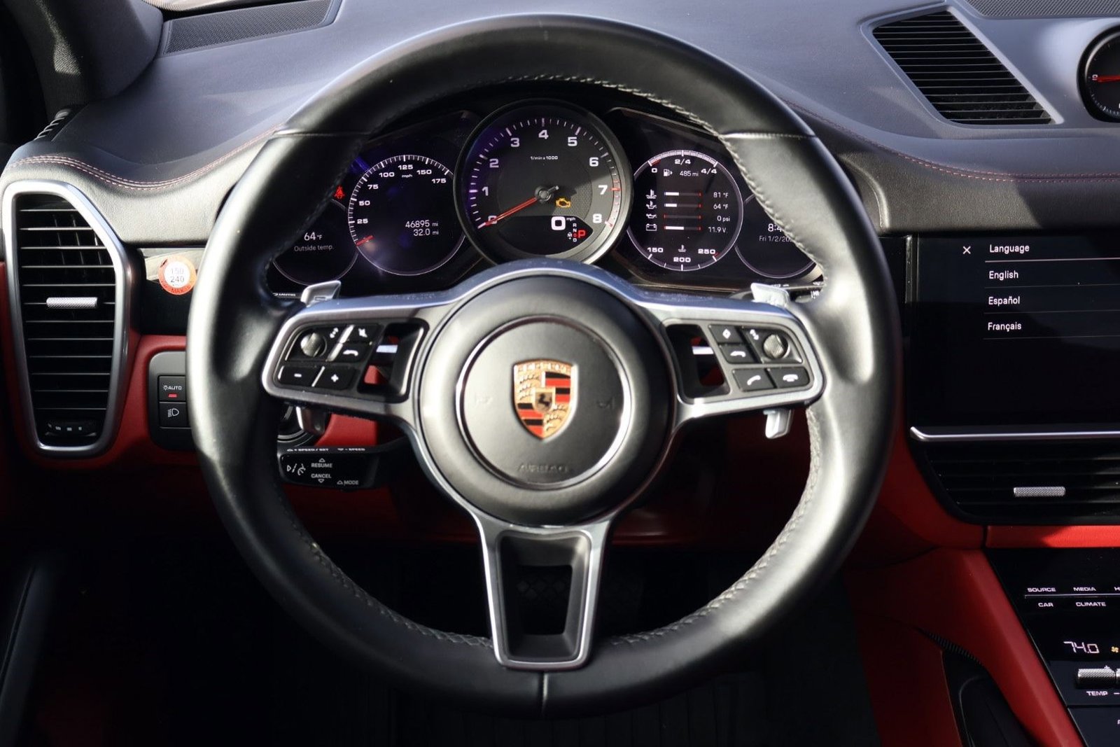 Certified 2023 Porsche Cayenne Platinum Edition image 15