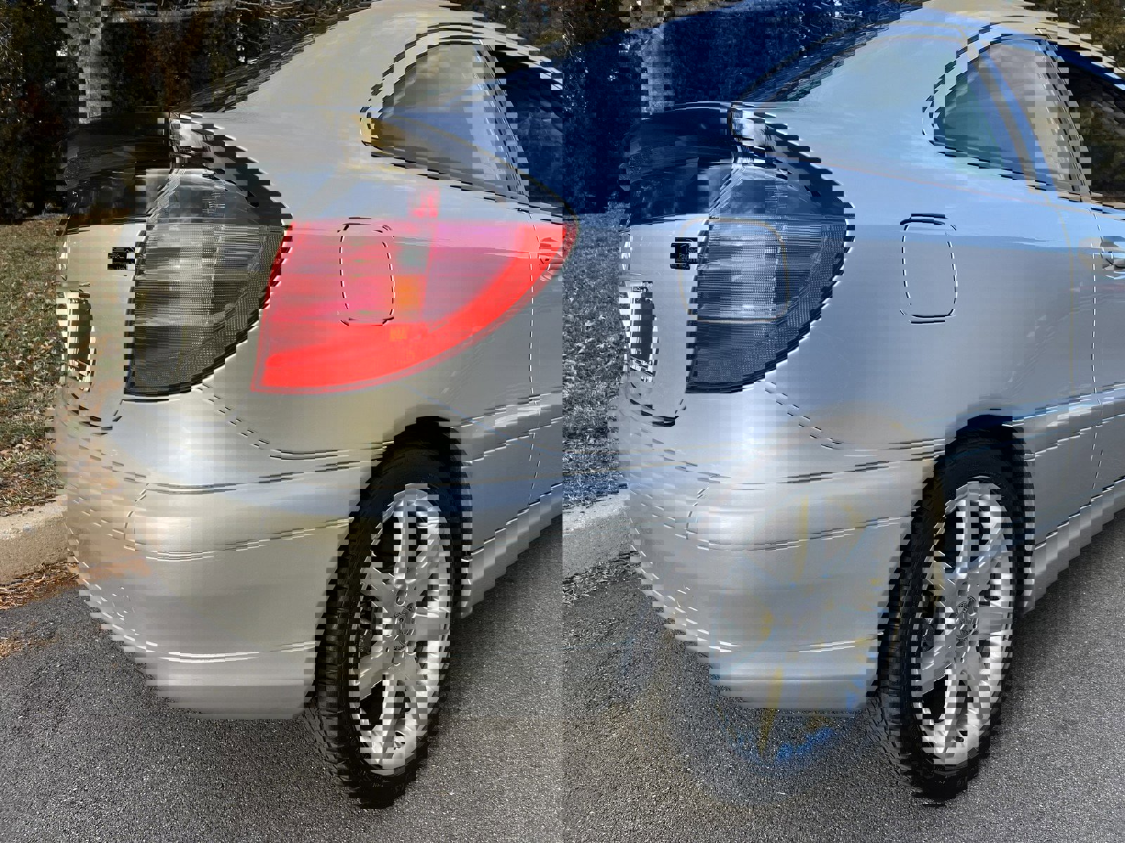 Used 2003 Mercedes-Benz C 320 Coupe image 40