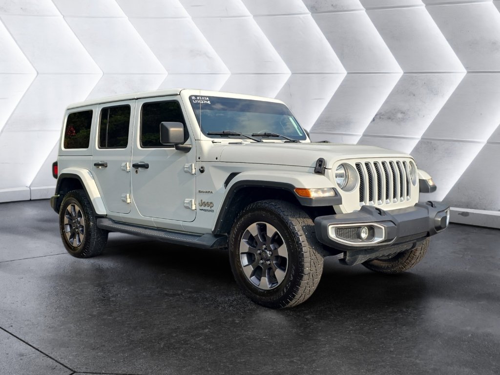 Used 2018 Jeep Wrangler Unlimited Sahara w/ Cold Weather Group image 7