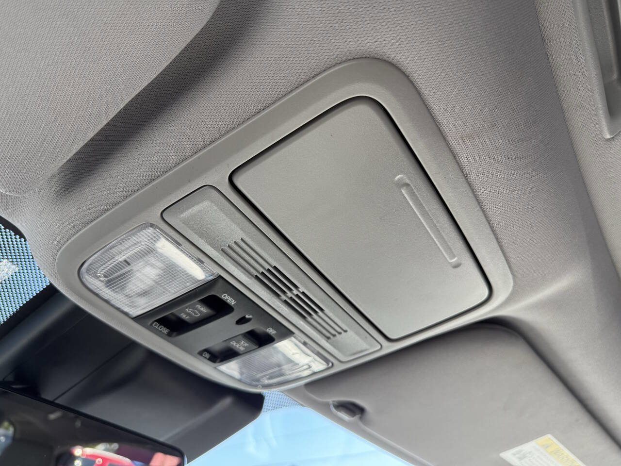 Used 2018 Honda Odyssey EX-L image 26