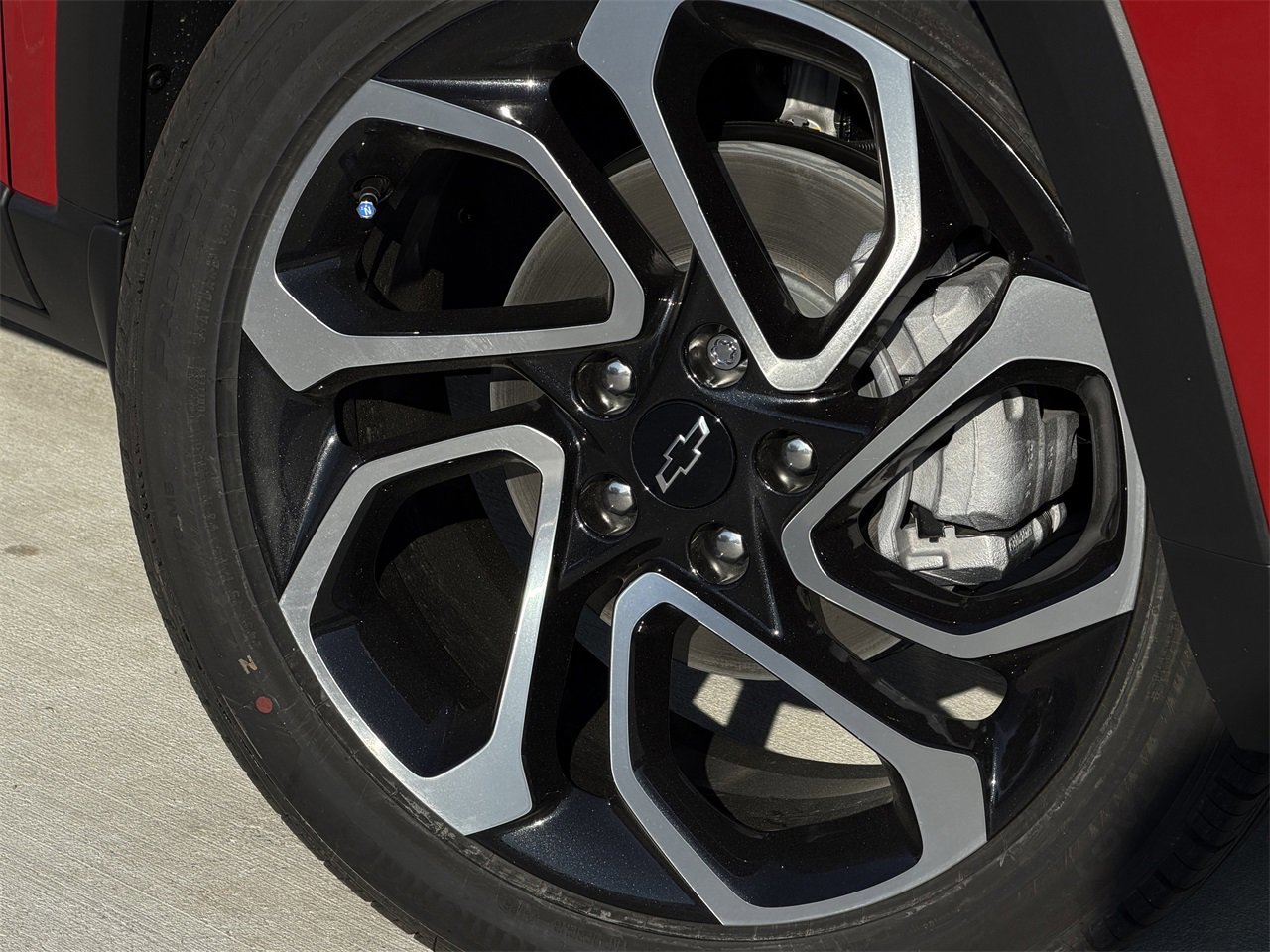 New 2026 Chevrolet Trax RS w/ Sunroof Package image 9