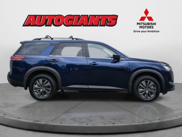 Used 2024 Nissan Pathfinder SV image 5