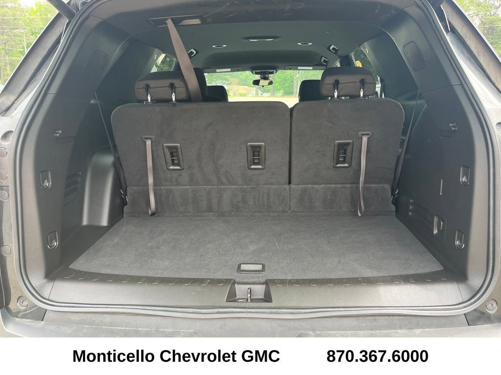 Used 2023 Chevrolet Traverse LT FWD image 26