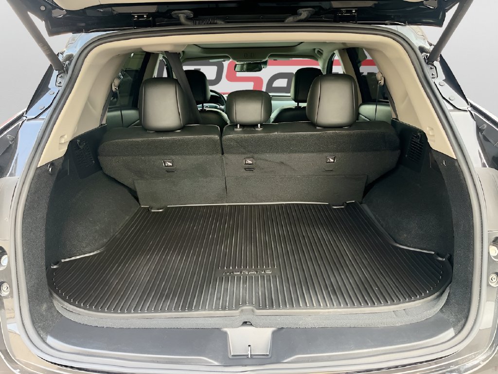 Used 2020 Nissan Murano Platinum w/ Cargo Package FWD image 27