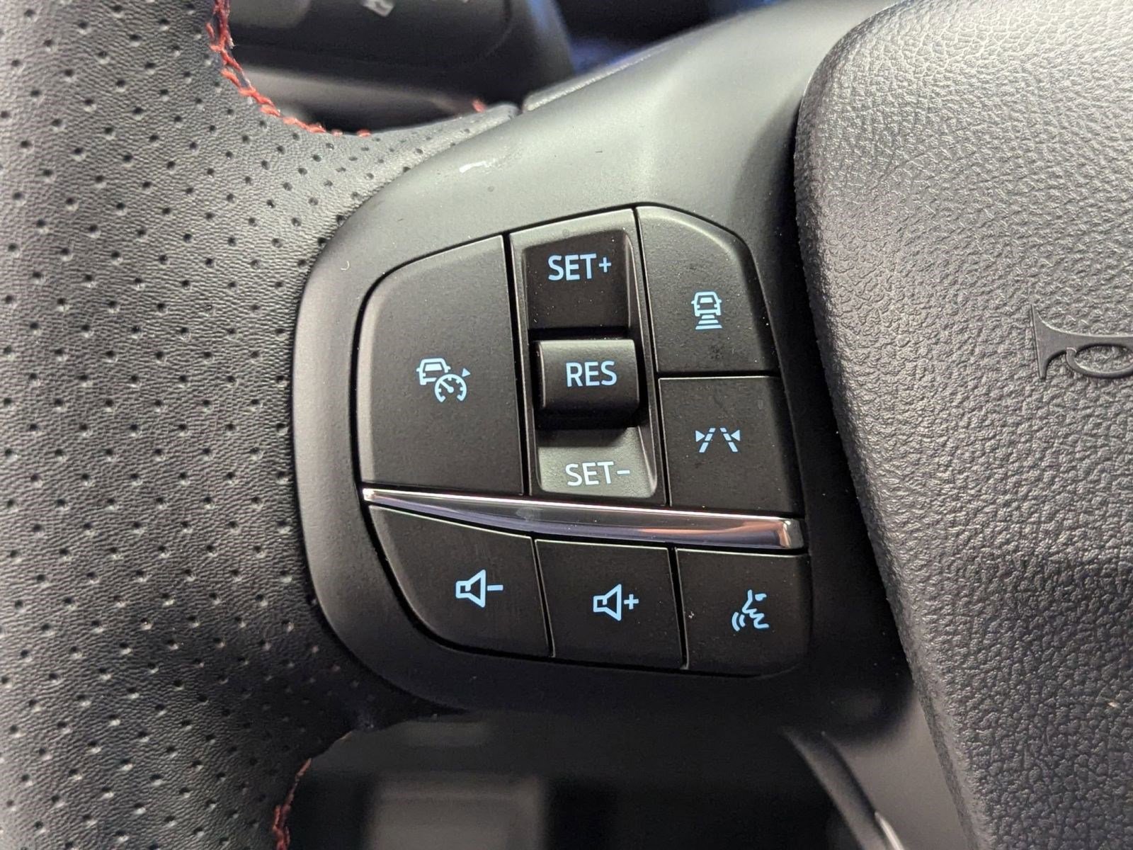 New 2026 Ford Escape ST-Line w/ Tech Pack #1 image 13