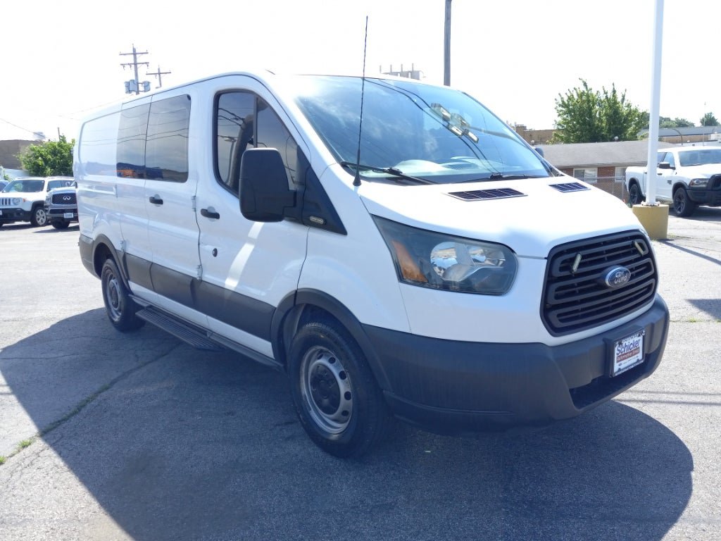 Used 2015 Ford Transit 150 130 Low Roof RWD image 9