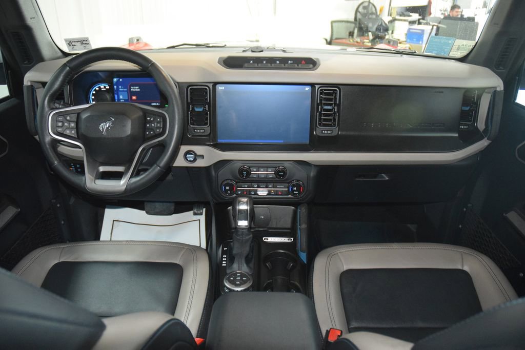 Used 2023 Ford Bronco Wildtrak AWD/4WD image 28