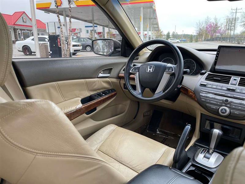 Used 2010 Honda Accord EX-L image 10