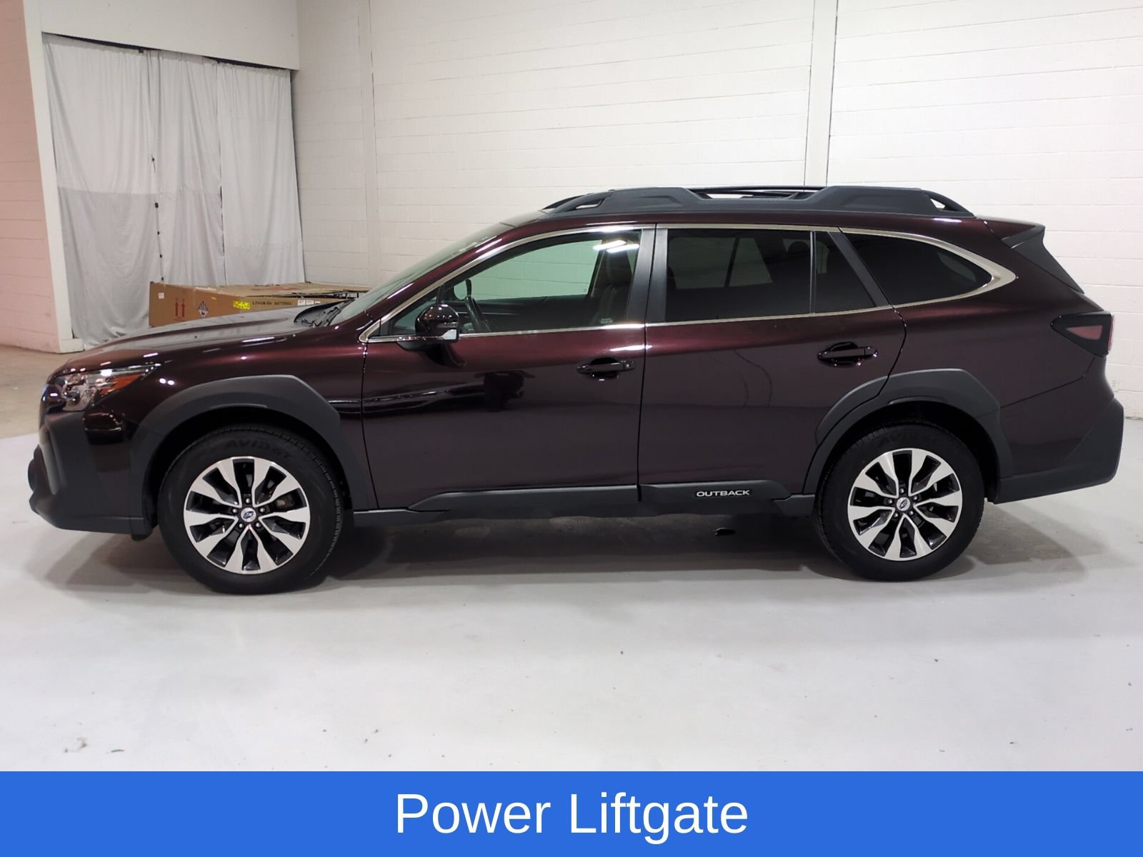 Certified 2025 Subaru Outback Limited AWD/4WD image 6