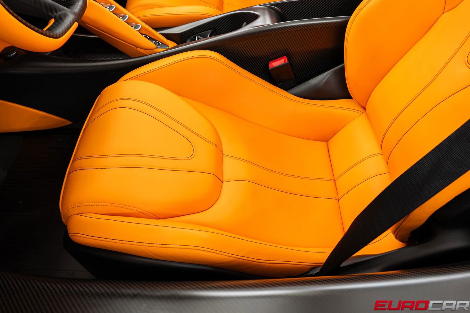 Used 2022 McLaren 765LT RWD image 45