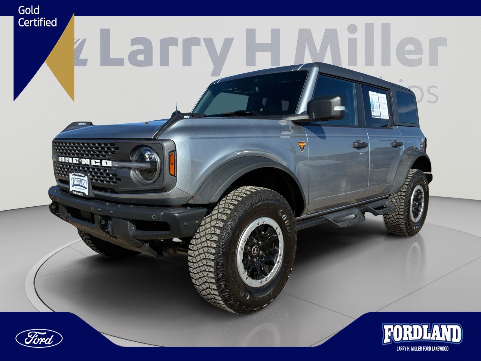 Used 2023 Ford Bronco Badlands AWD/4WD image 1
