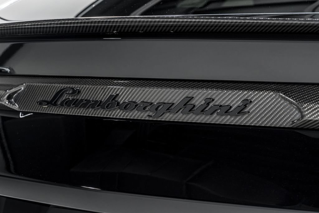 Used 2024 Lamborghini Urus Performante AWD/4WD image 61