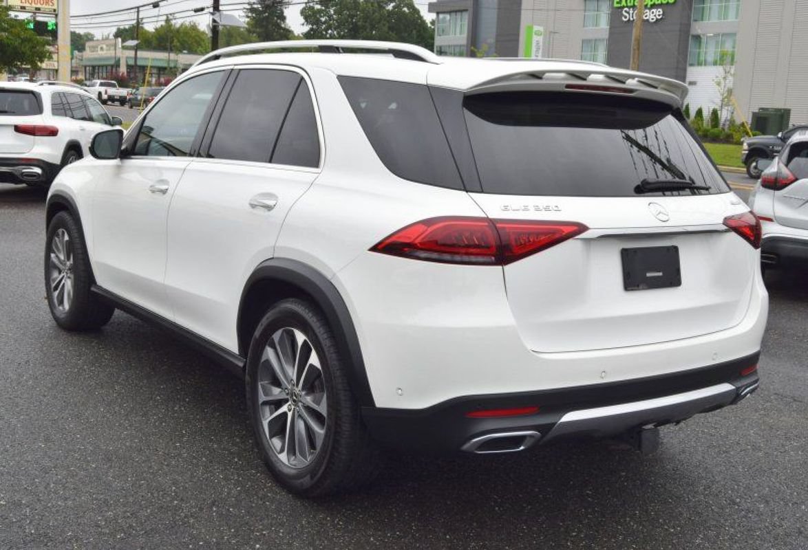Used 2021 Mercedes-Benz GLE 350 4MATIC w/ Premium Package image 6