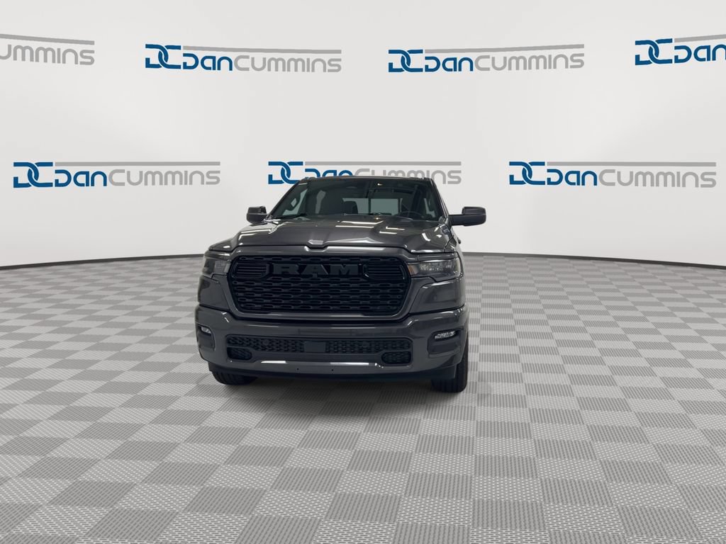 New 2026 RAM 1500 Express AWD/4WD image 3
