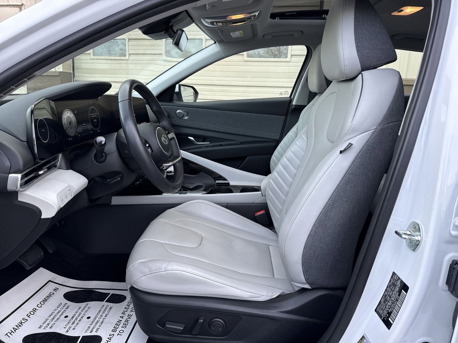 Certified 2023 Hyundai Elantra Limited image 10