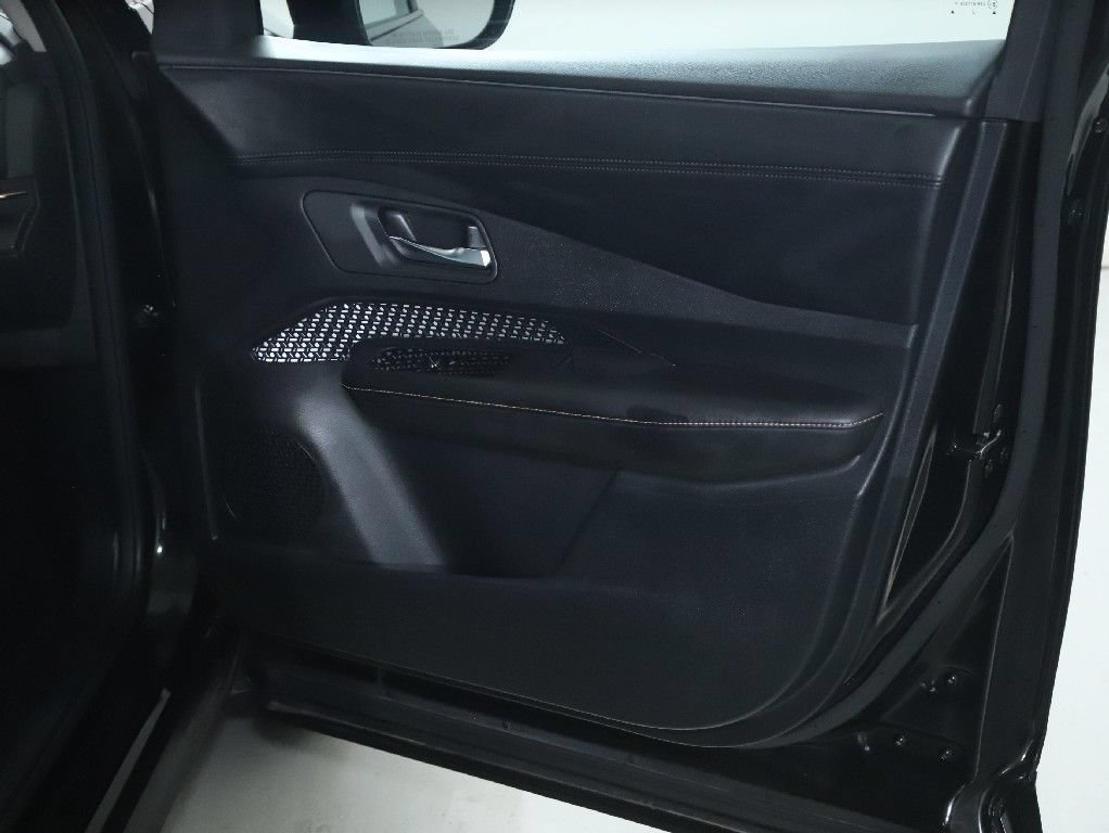Certified 2023 Nissan Ariya FWD image 34